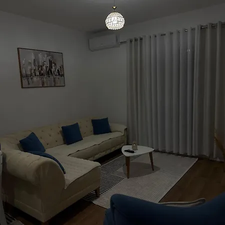 Appartement Golden Apartment 1 Kamez