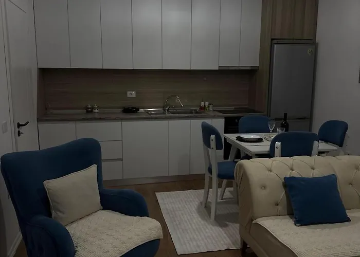 Appartement Golden Apartment 1 Kamez